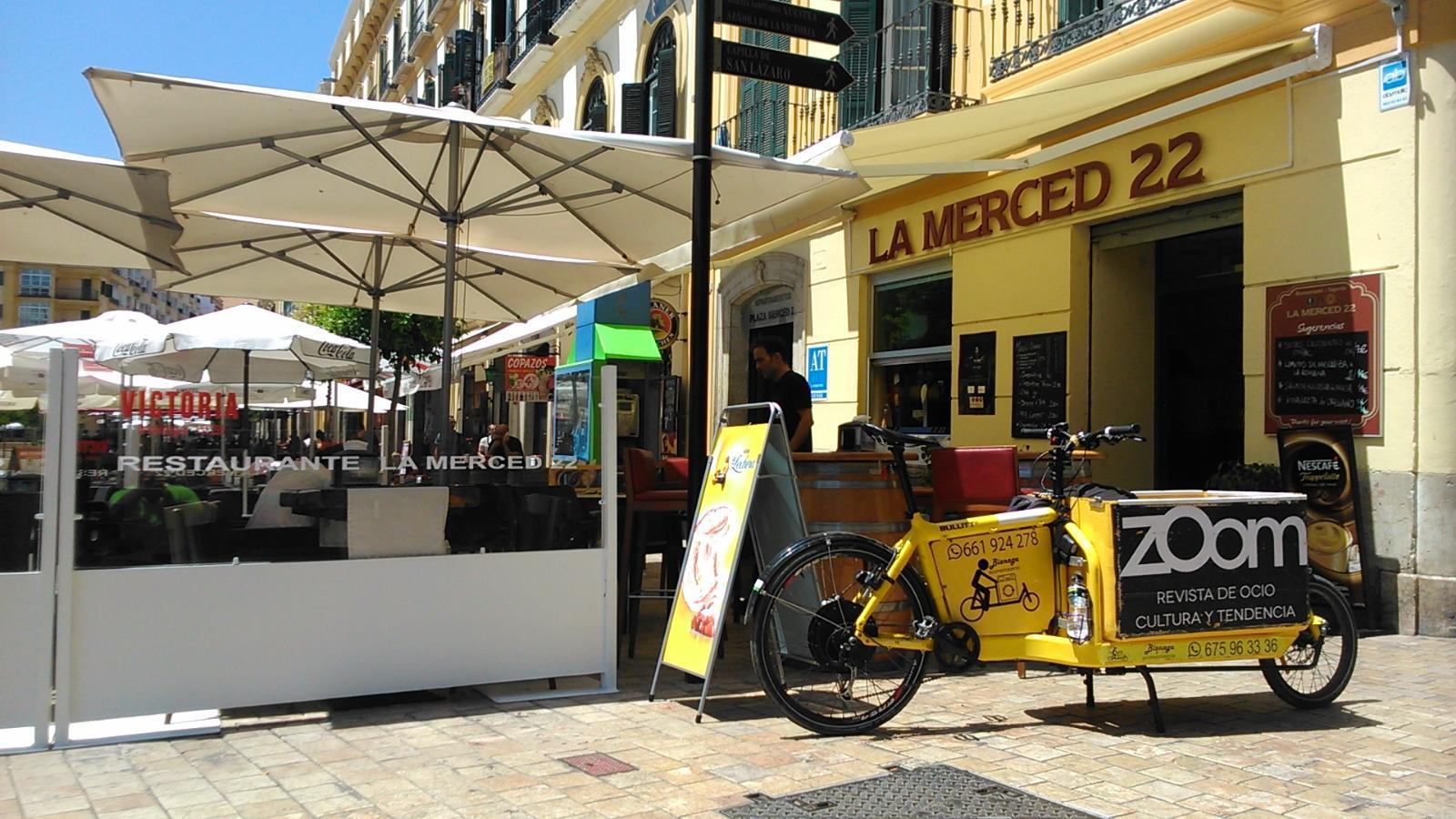 Envios locales en bici, generando 0,0gr CO2 durante el transporte.