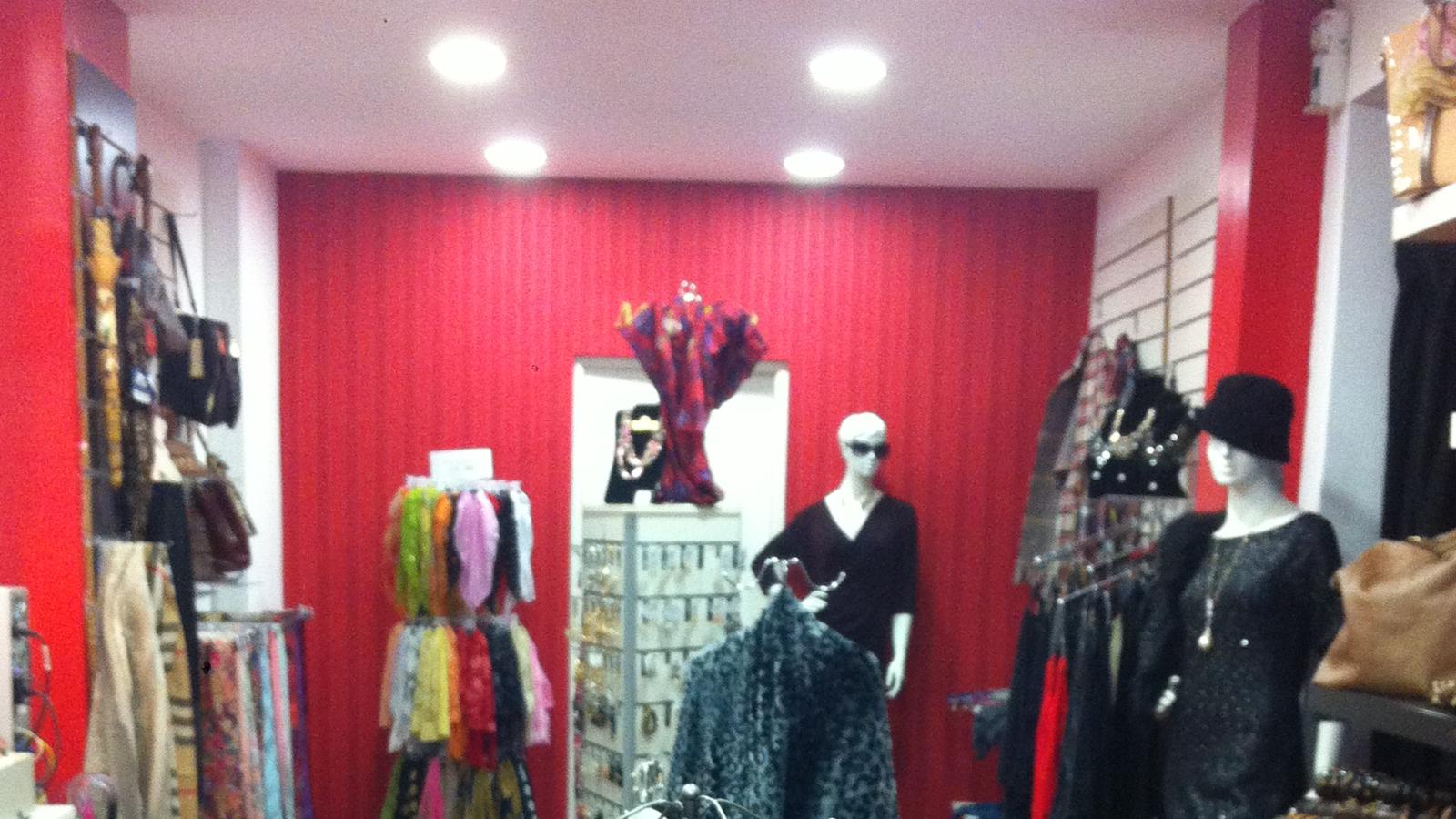 interior de la tienda de Milano