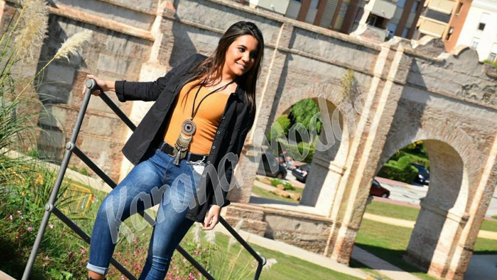 Tenemos todo tipo de artículos. Ropa, bolsos, calzado, complementos...