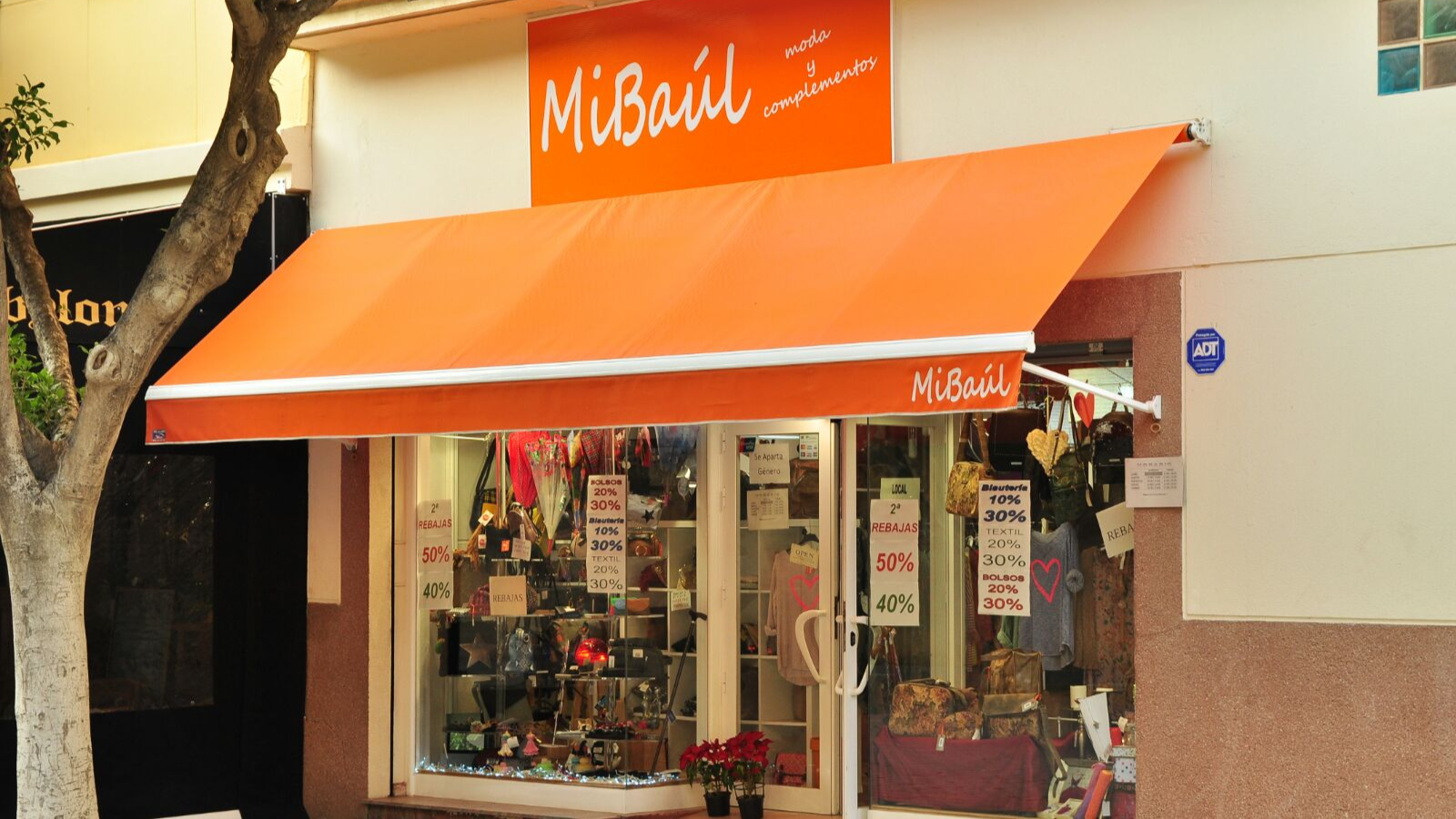 Exterior tienda
