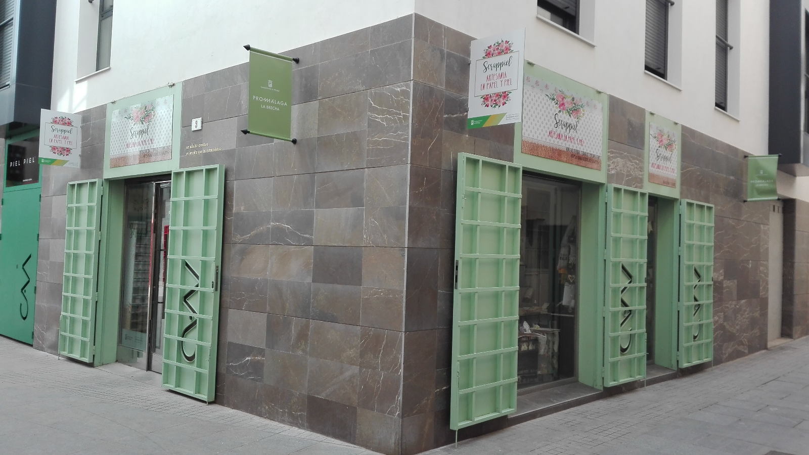 Scrappiel, tienda de artesanía en papel y piel