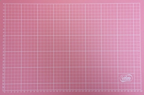 Scrappiel base corte rosa doble cara centímetros y pulgadas 45x30cms